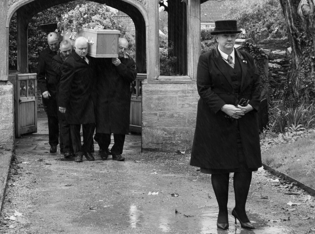 How to Choose the Right Funeral Director for Your Family